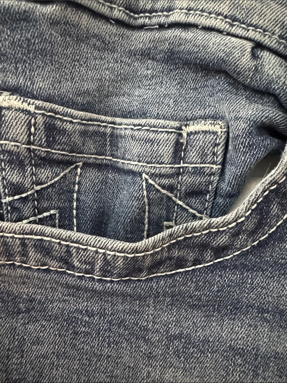 True Religion Men's Rocco Skinny Medium Blue Denim Jorts
